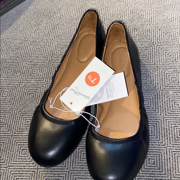 New Black ballet flats 7.5 NWT Universal Thread - Picture 2 of 7